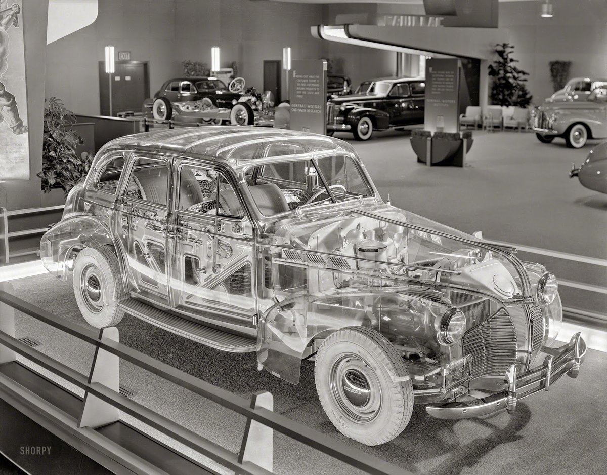 pontiac plexiglas ghost car. фото