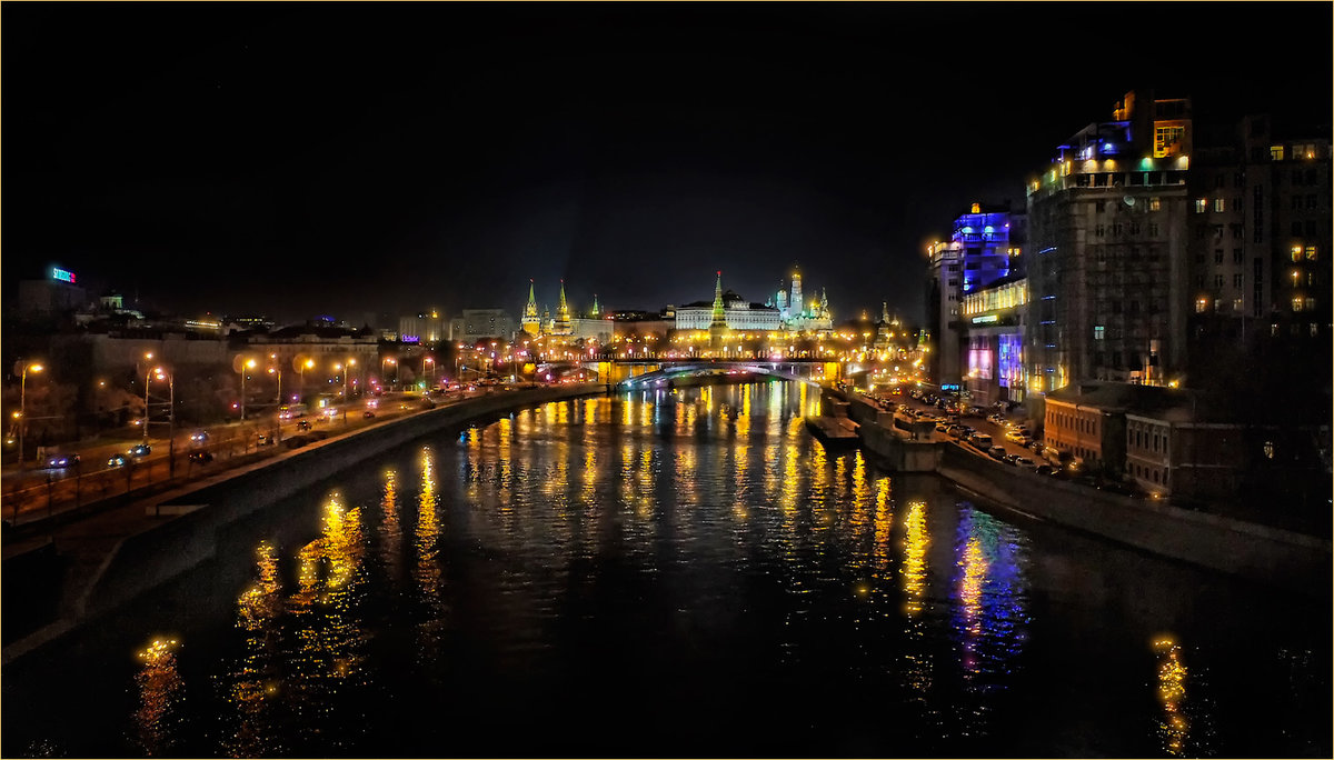 москва ночью фото
