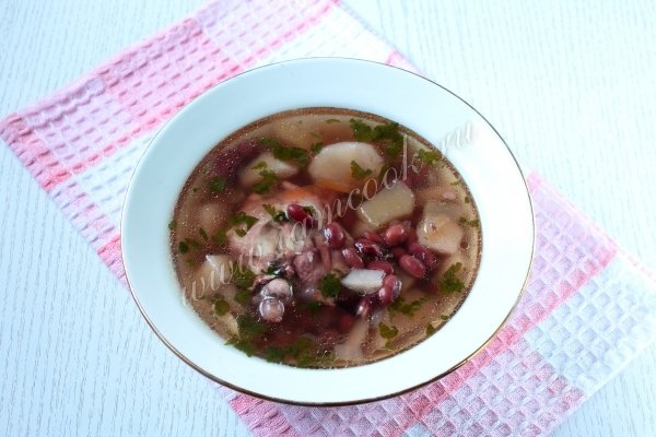 Проверенный рецепт приготовления вкусного фасолевого супа в мультиварке, шаг за шагом с фотографиями.