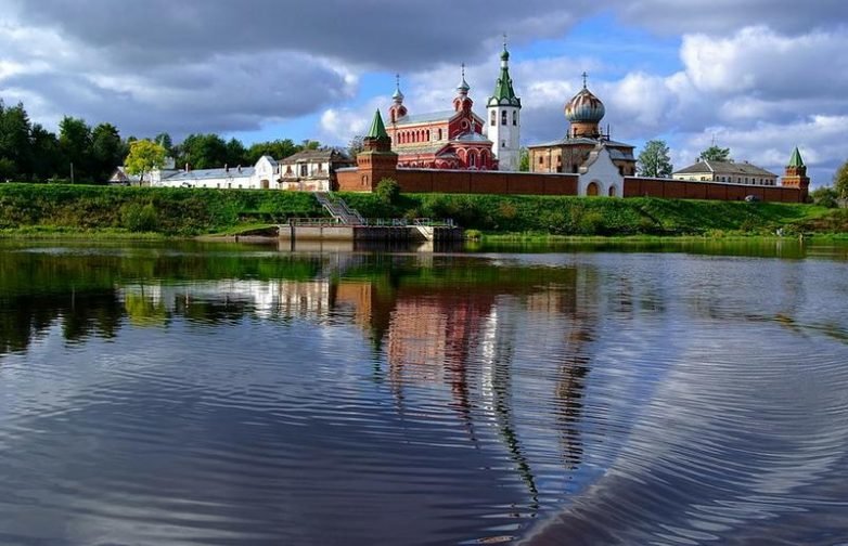староладожский никольский монастырь фото