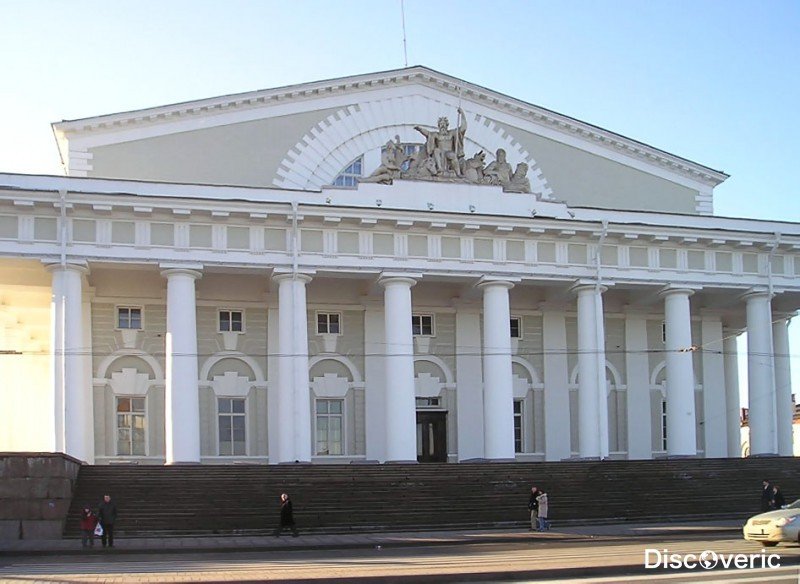 здание биржи в санкт петербурге фото