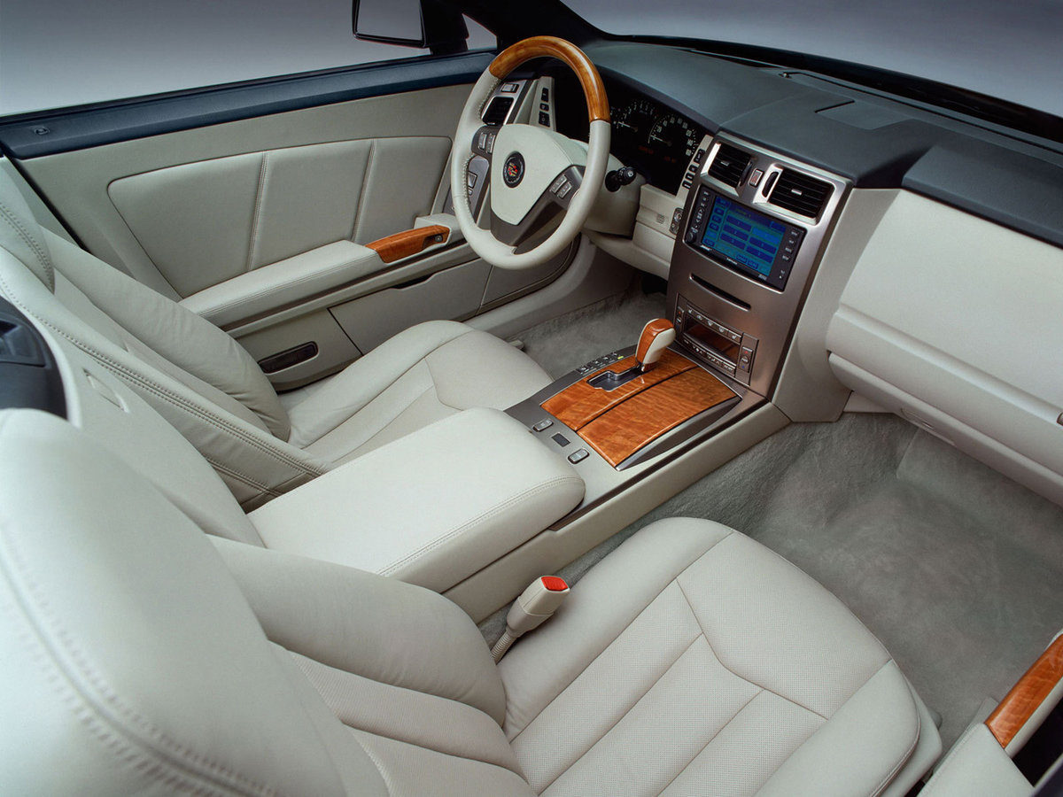 cadillac xlr салон фото