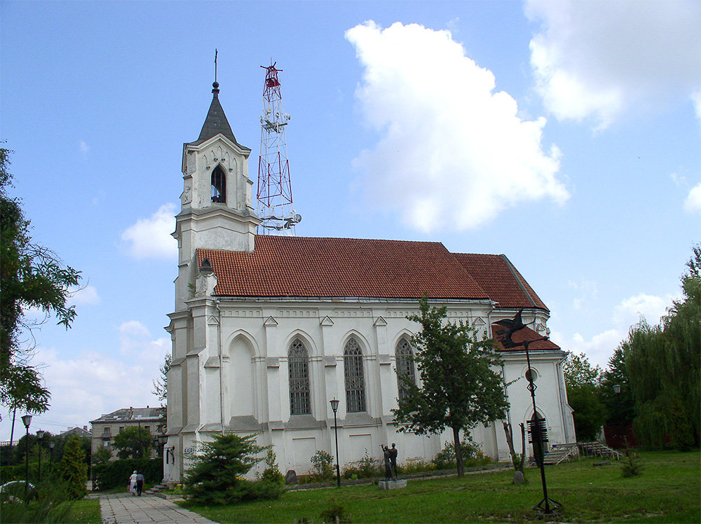 костёл пресвятой троицы минск фото