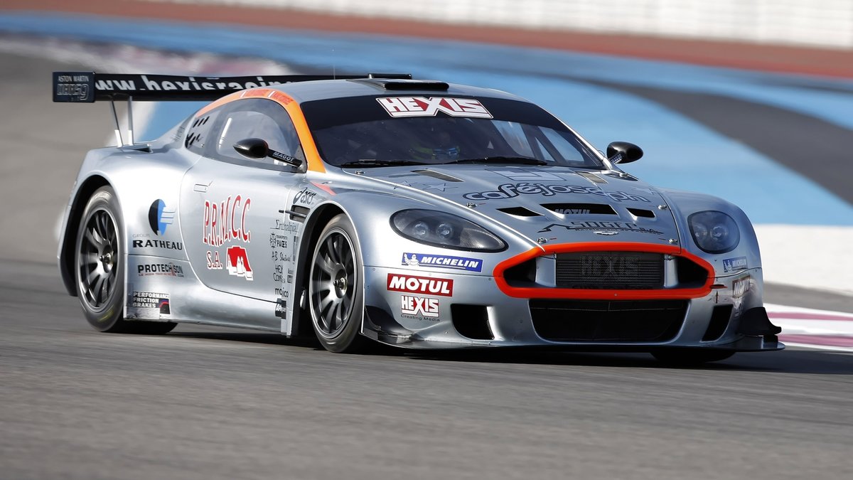 Aston Martin DBRS9 фото