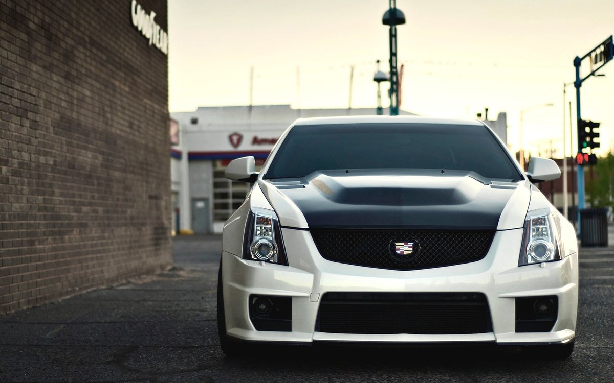 cadillac cts-v фото