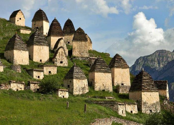 куртатинское ущелье даргавс город мертвых фото