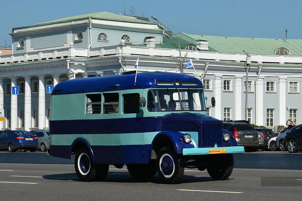 Автобус тип транспортного средства