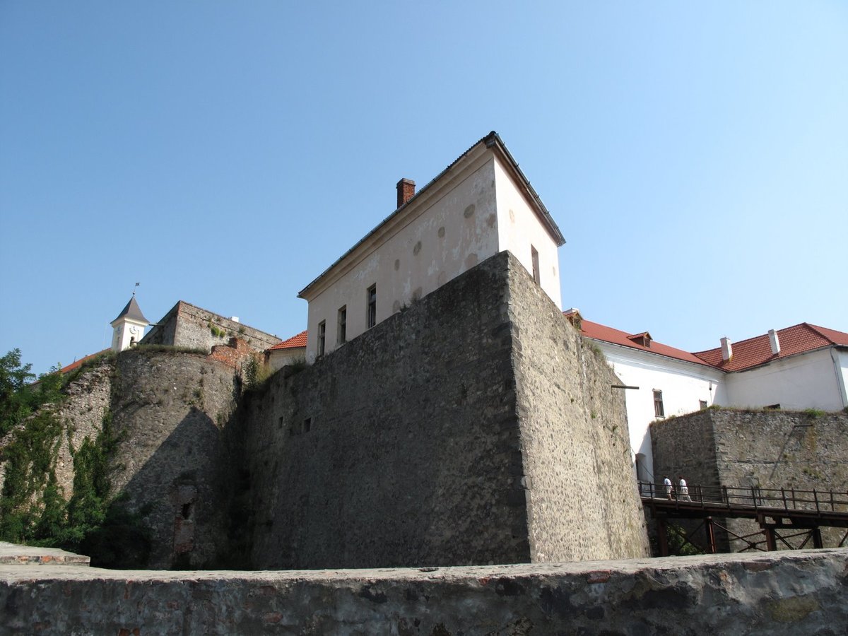 мукачевский замок фото