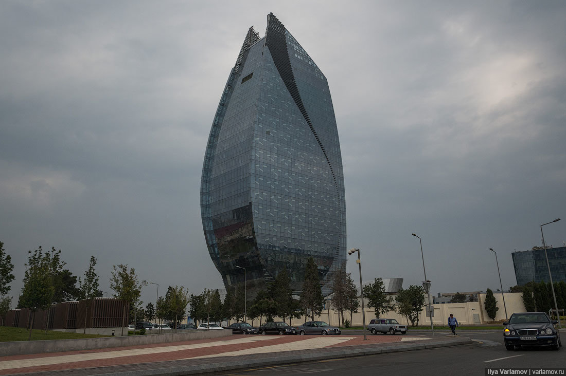 башня азербайджан небоскреб фото