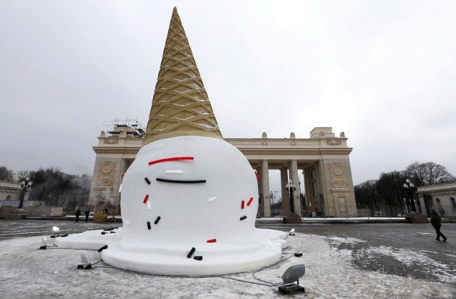 елка мороженое парк горького фото