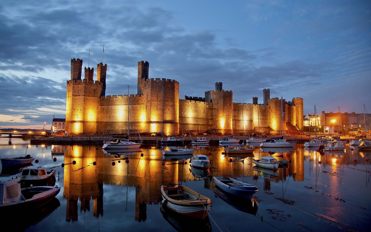 замок карнарвон caernarfon castle фото