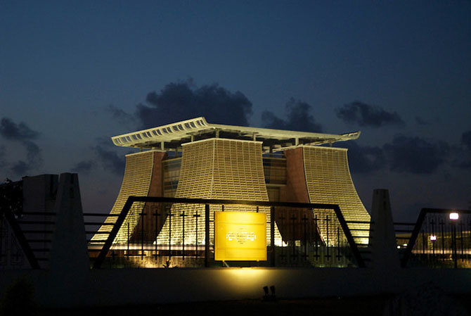 flagstaff house, 2008, аккра, гана фото