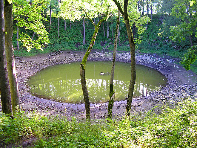 метеоритные кратеры каали, сааремаа, эстония фото