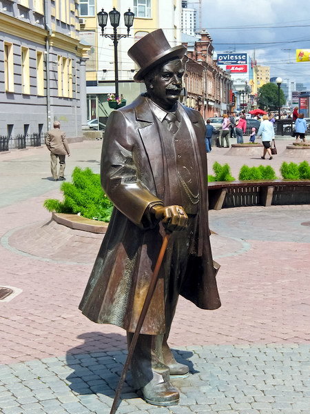 скульптуры на вайнера в екатеринбурге фото