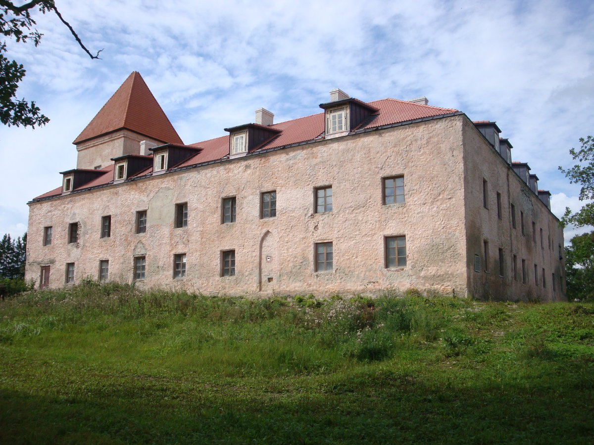 замок колувере эстония фото
