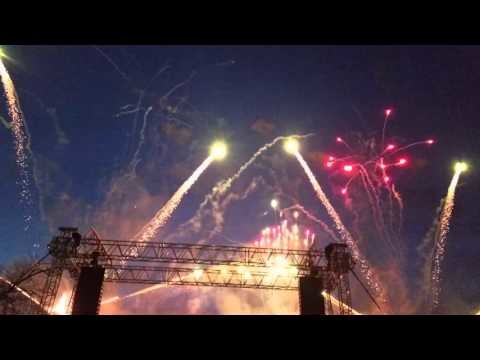 салют аврора фото