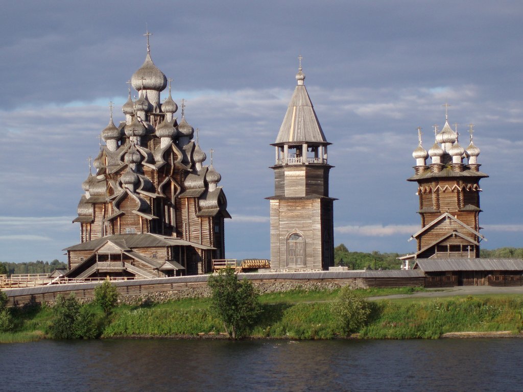 архитектурный ансамбль кижского погоста фото