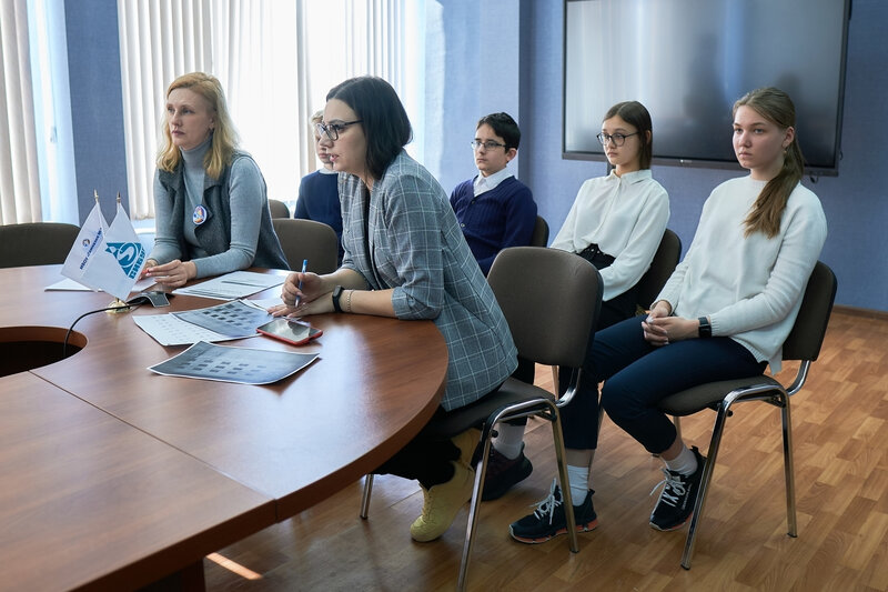 Фото 1. В гимназии прошёл очередной сеанс ВКС по математике для учащихся 7-8 классов