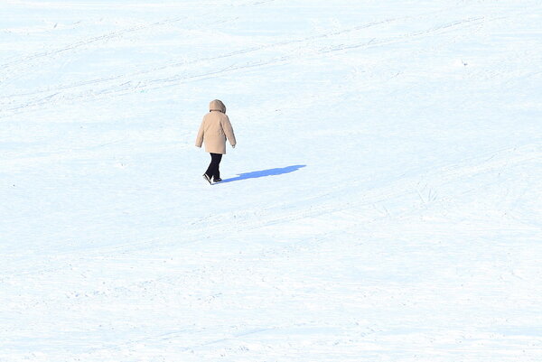 По ледяной дороге