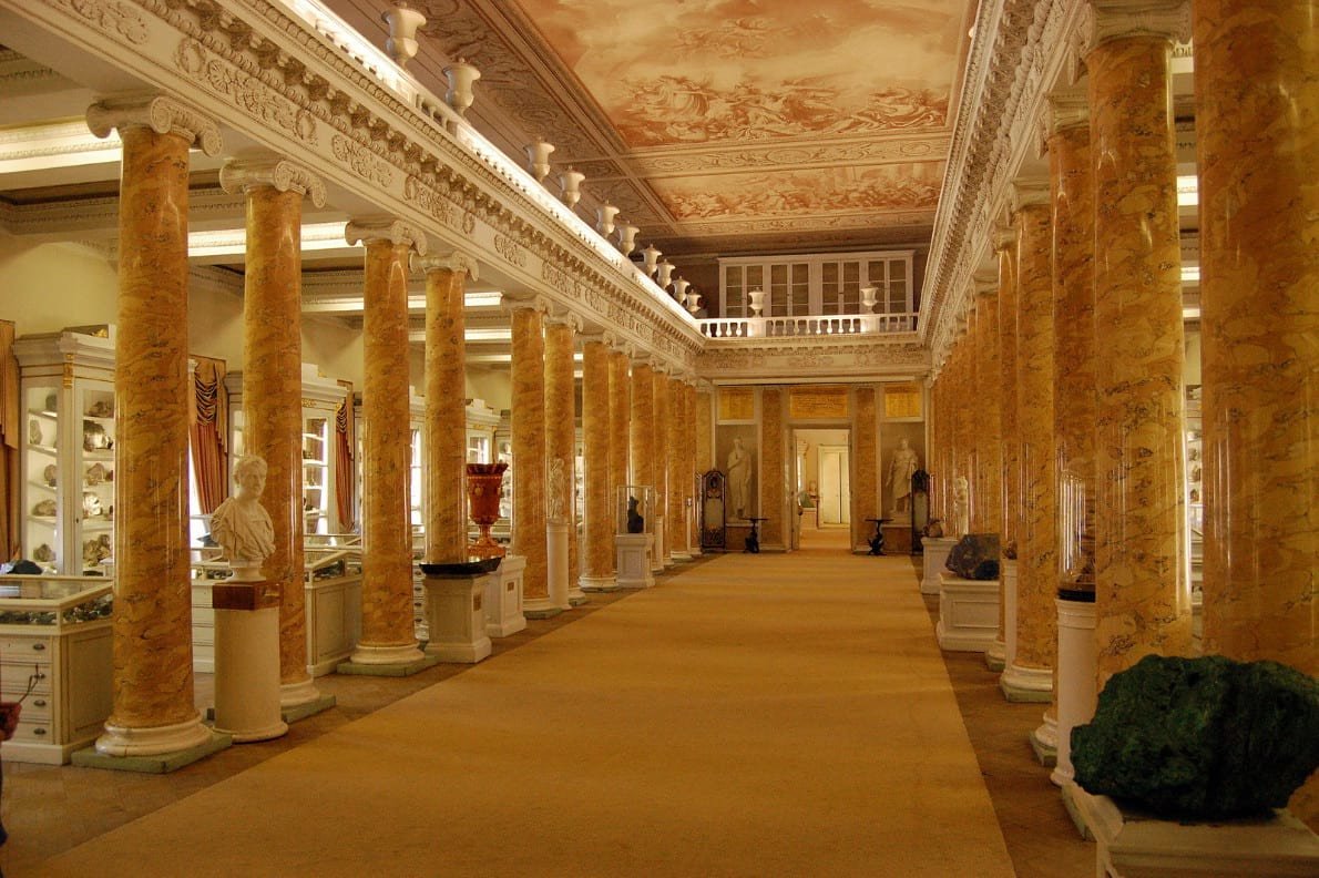 горный музей в санкт петербурге фото