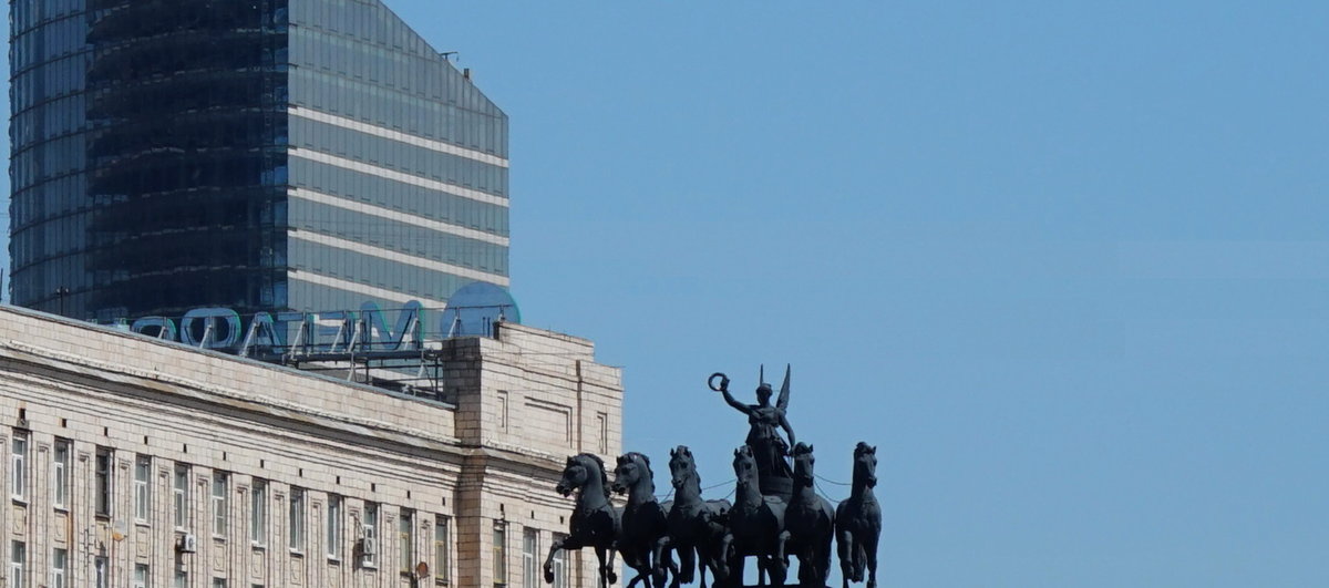 памятник юрию долгорукому в москве фото
