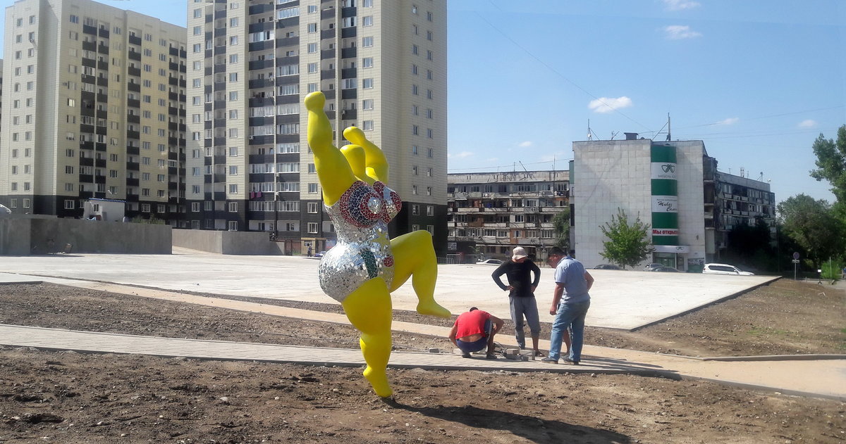 скульптура женщина фото