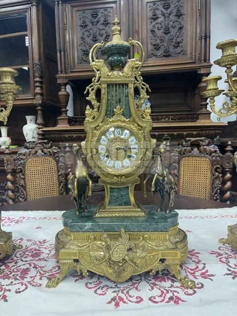 антикварные часы фото