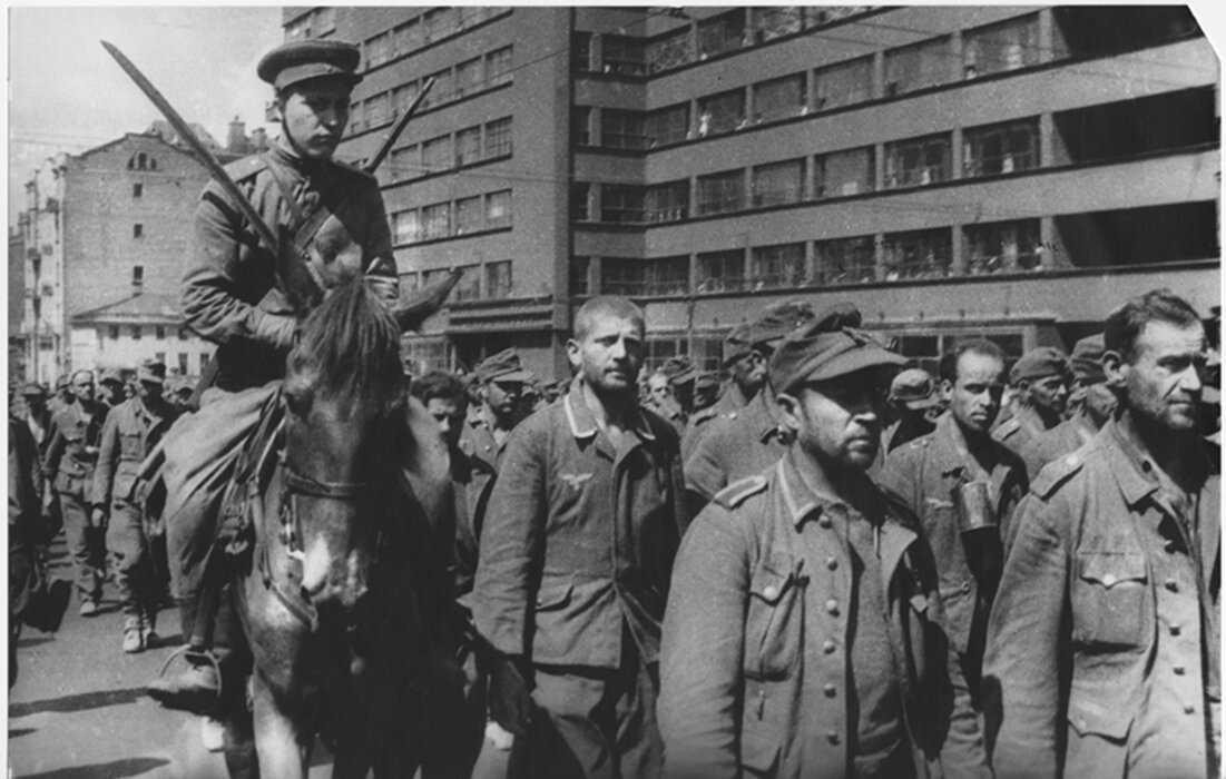 парад пленных немцев в москве 1944 фото