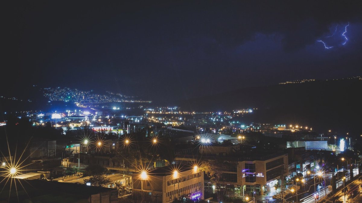 вид на ночной город фото