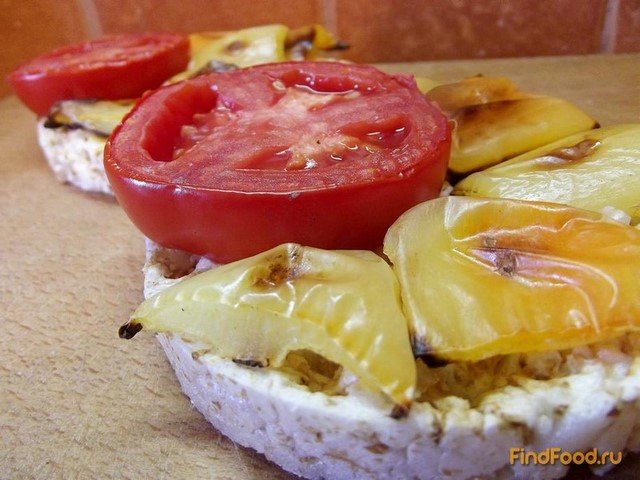 бутерброды с сыром и помидорами фото