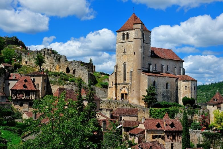 -saint cirq lapopie франция фото