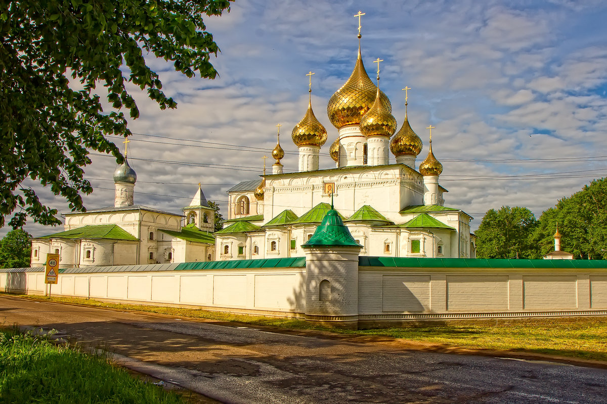 воскресенский мужской монастырь углич фото