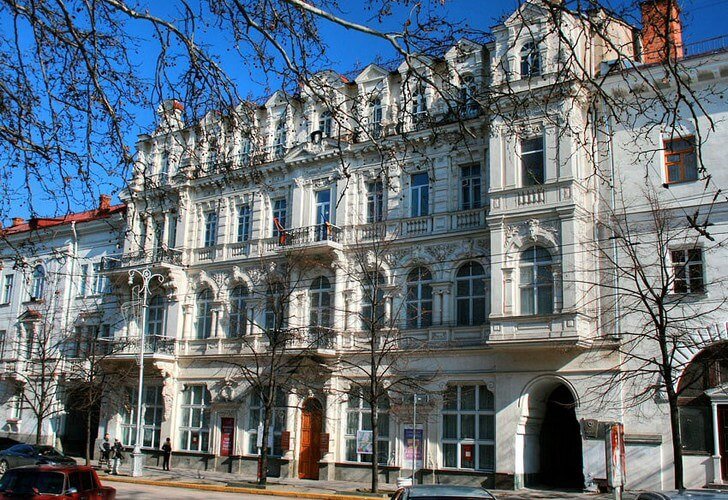 севастопольский художественный музей имени м п крошицкого фото
