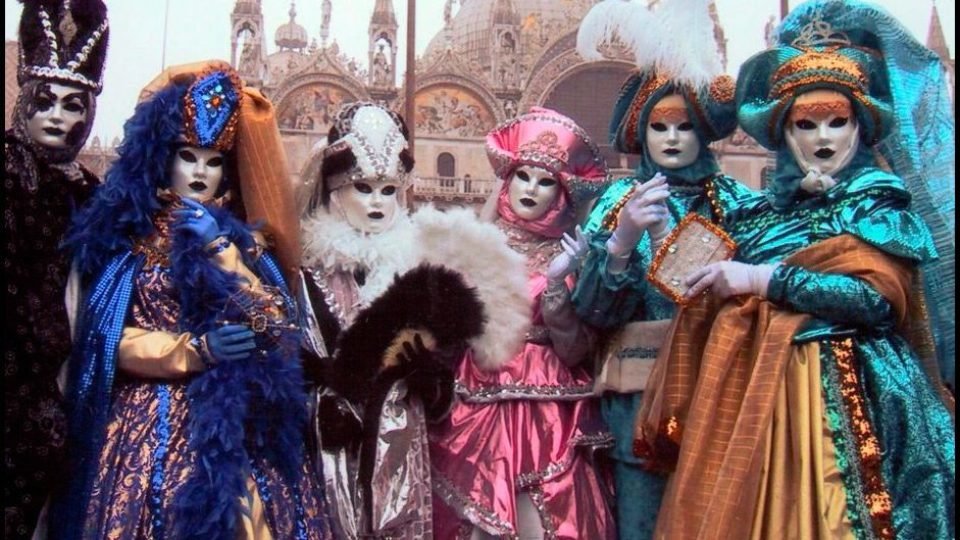 венецианские карнавальные маски фото