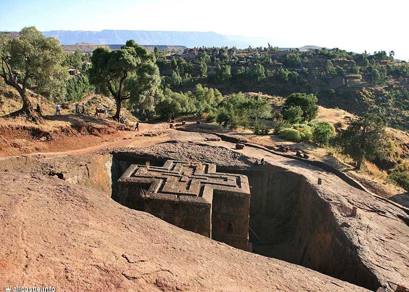скальные церкви в лалибэле эфиопия фото