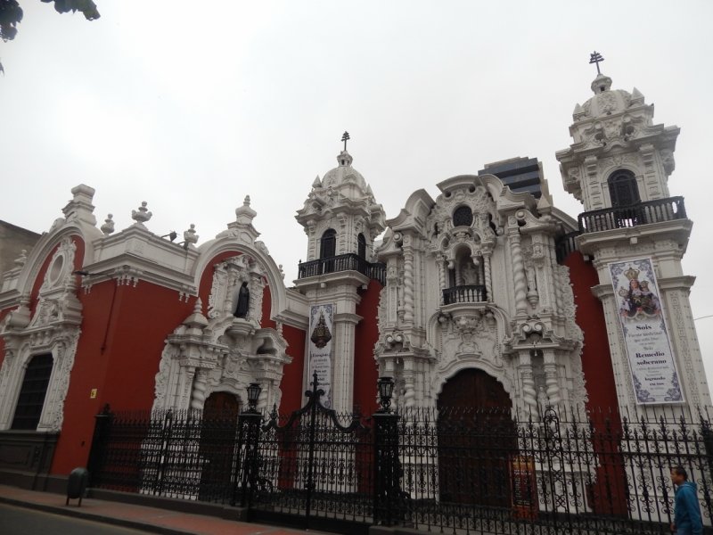 перу католическая церковь в лиме фото