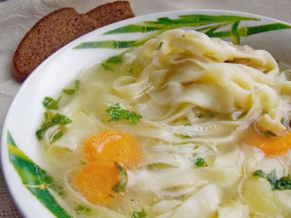 суп лапша куриная фото
