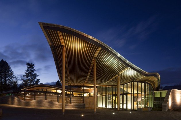 vandusen botanical garden visitor centre фото