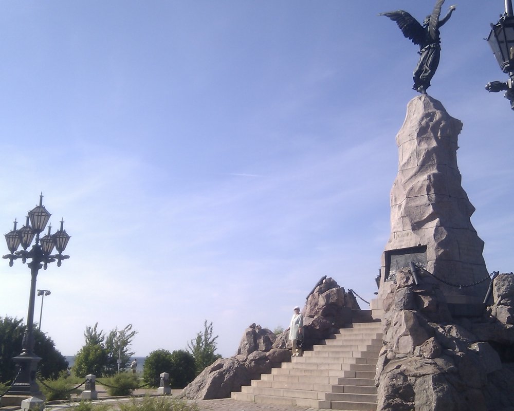 памятник русалке в таллине фото