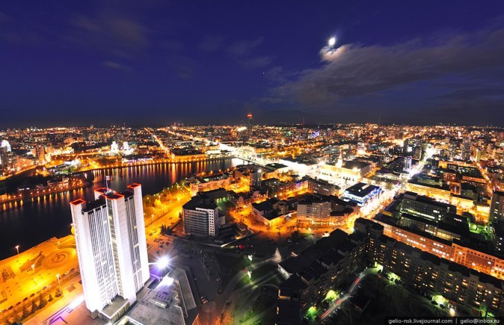 ночной екатеринбург фото