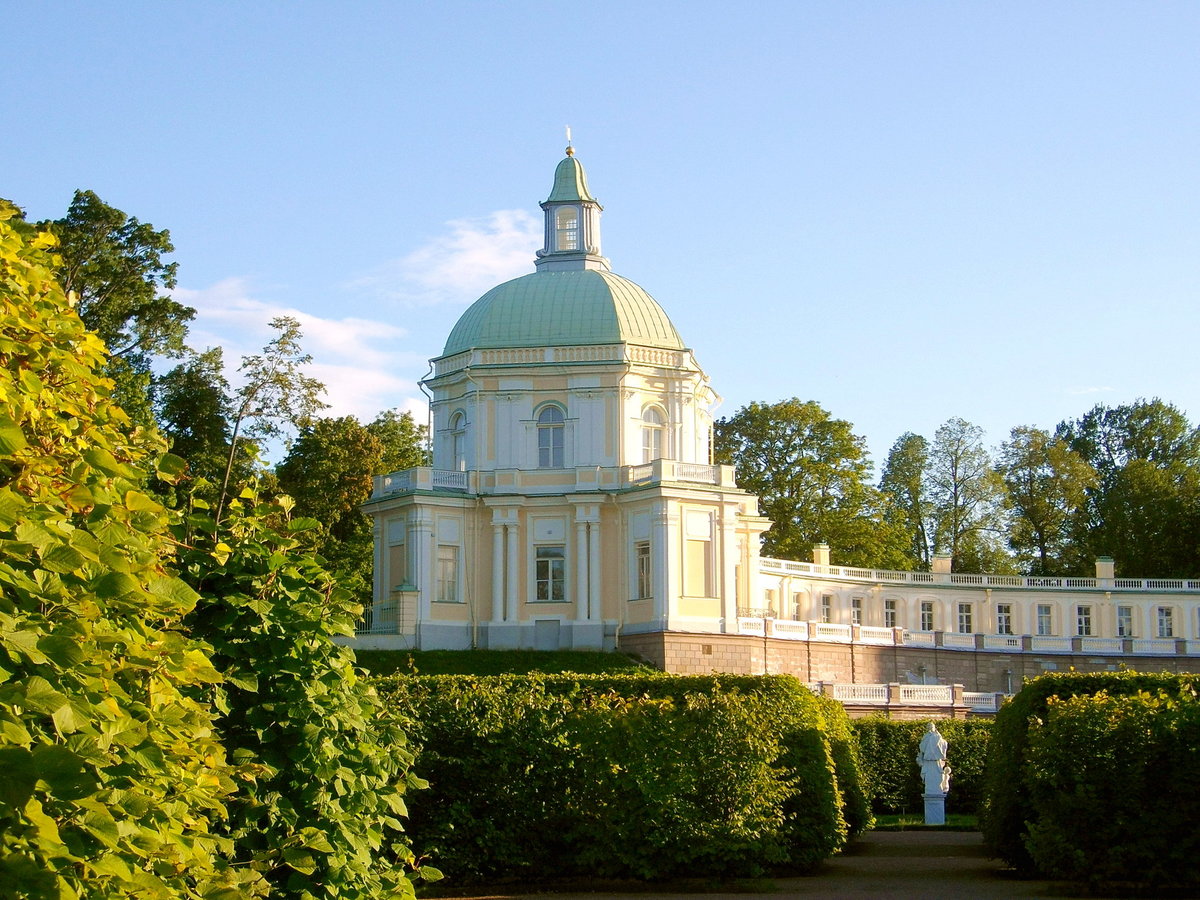 большой меншиковский дворец в ораниенбауме фото