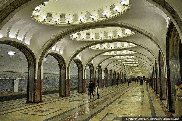 станция метро маяковская фото