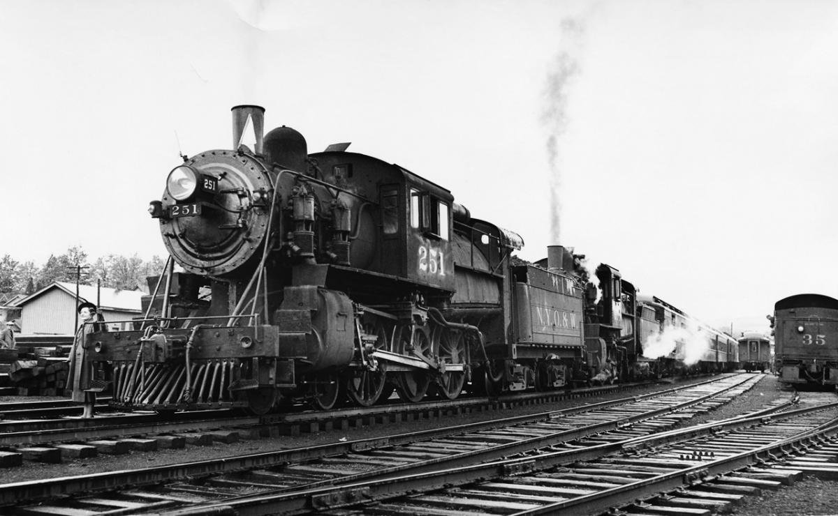 fotografii-starih-poezdov-nina-mersedes-novaya-porno