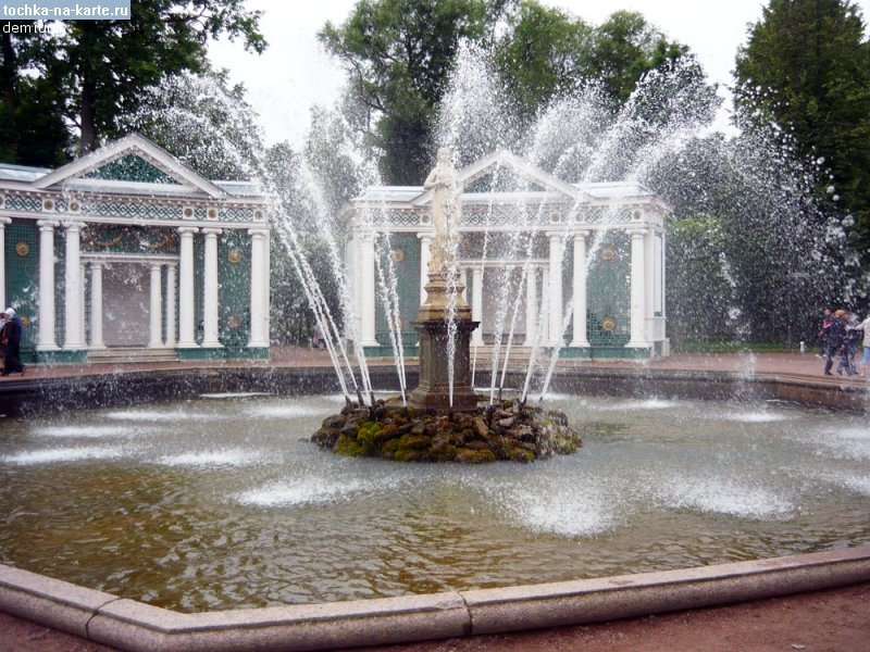 фонтаны в петергофе фото