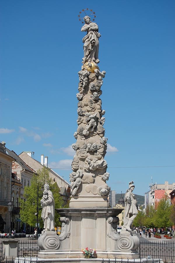 чумные колонны в европе фото
