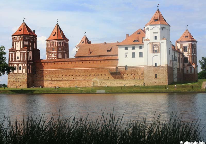 мирский замок беларусь фото