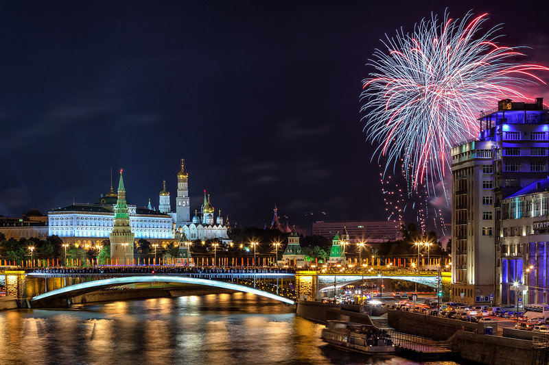 салют кремль фото