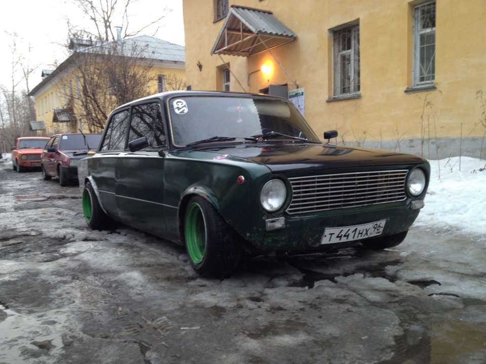 Ваз 2101 зеленая липа