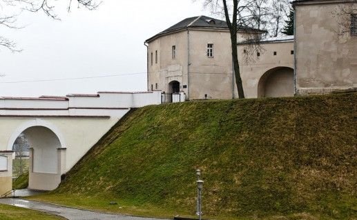 замок стефана батория в гродно фото