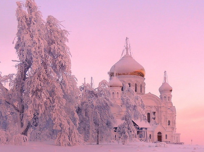 белогорский монастырь пермский зима фото